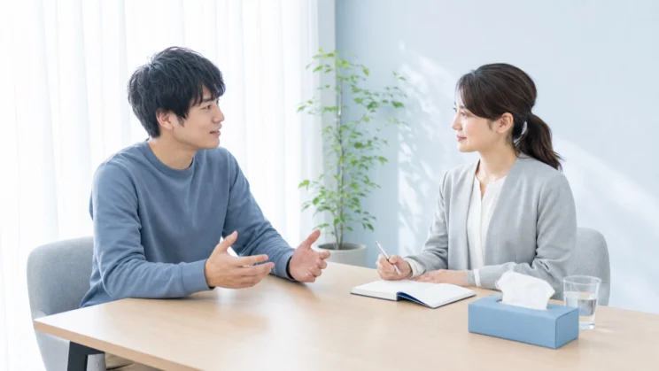 ひとりで抱え込まず、話せる相手を持つだけでも負担は軽くなります。